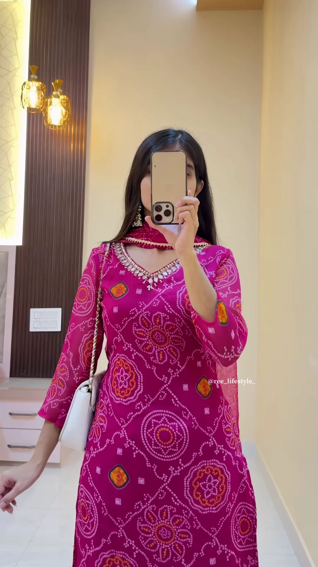 Vibrant Pink Embroidered Kurta Set with Geometric Motifs - Stylish Ethnicwear for Women
